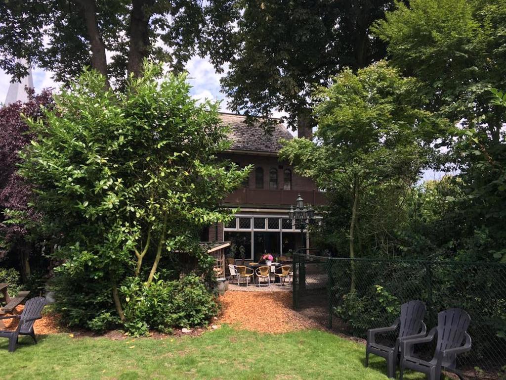 Gasthuis Pension Via Quidam Vaassen Exteriér fotografie
